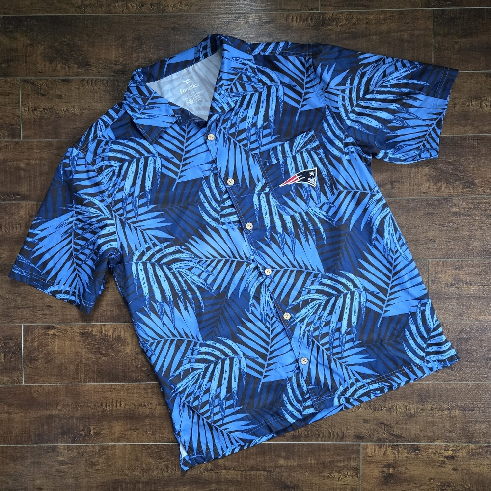 Fanatics New England Patriots Tropical Shirt Blue Size Large